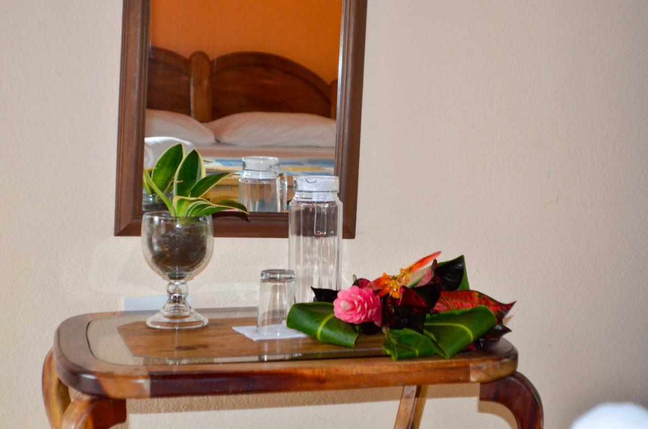 Hotel Y Restaurante Las Tablitas Monterrey Extérieur photo